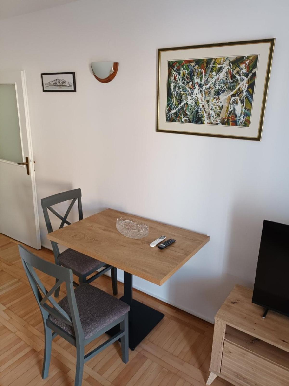 Walk To The Sea-1 Bedroom
